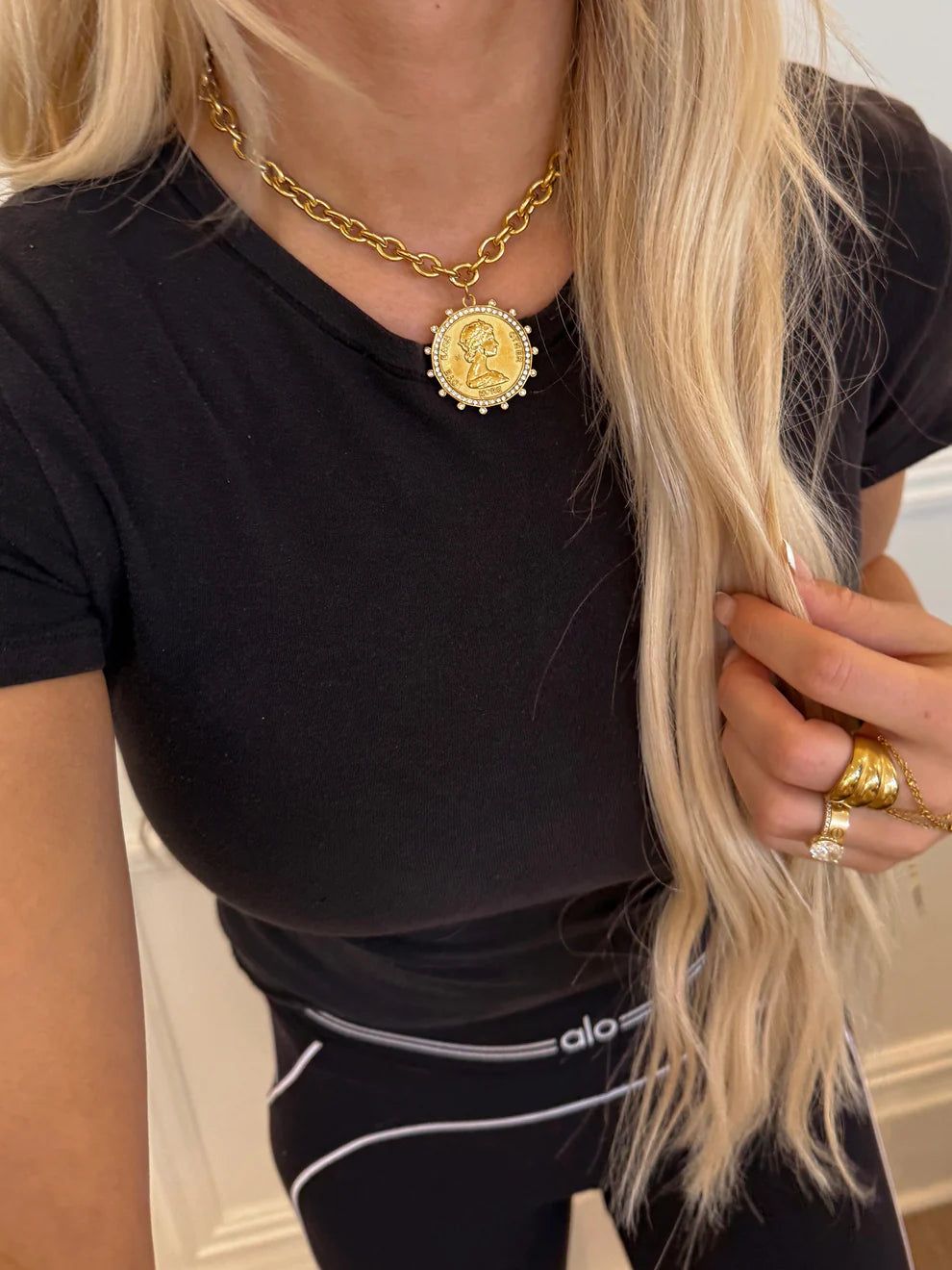Golden Heiress Coin Necklace