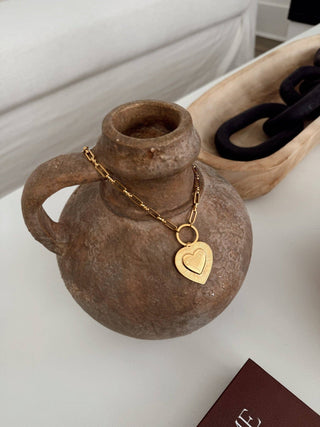 Gold Heart Pendant Necklace | Vintage Statement Jewelry for Women/Sinton, TX