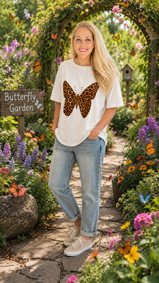 Women's Leopard Butterfly Oversized Graphic T-Shirt/Sinton, TX